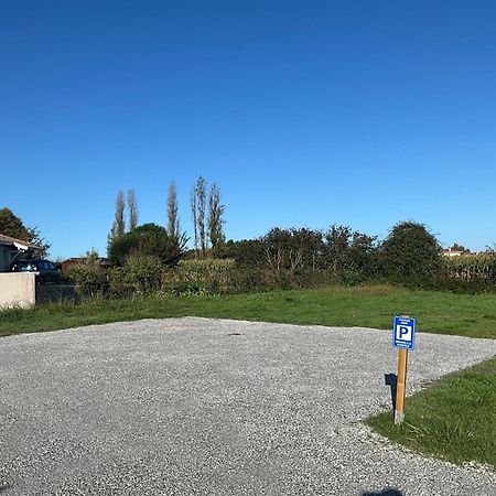 Charmant T2, Cl 3 Etoiles, 4 Lits, 4 Personnes Et 1Enfant, Parking Et Terrasse Saint-Sever  Екстериор снимка